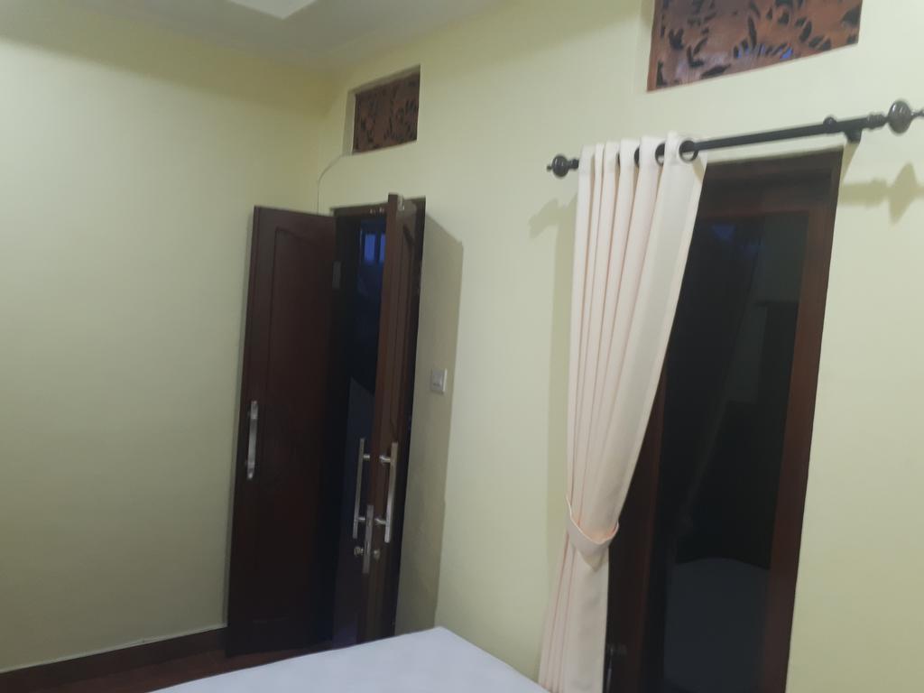 Indy House Hotel Убуд Екстериор снимка